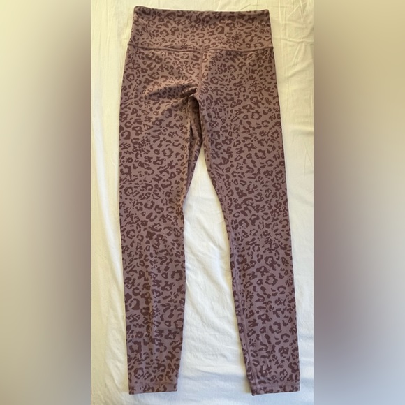 Athleta Leopard Elation Ultra High Rise Tight - Picture 6 of 8